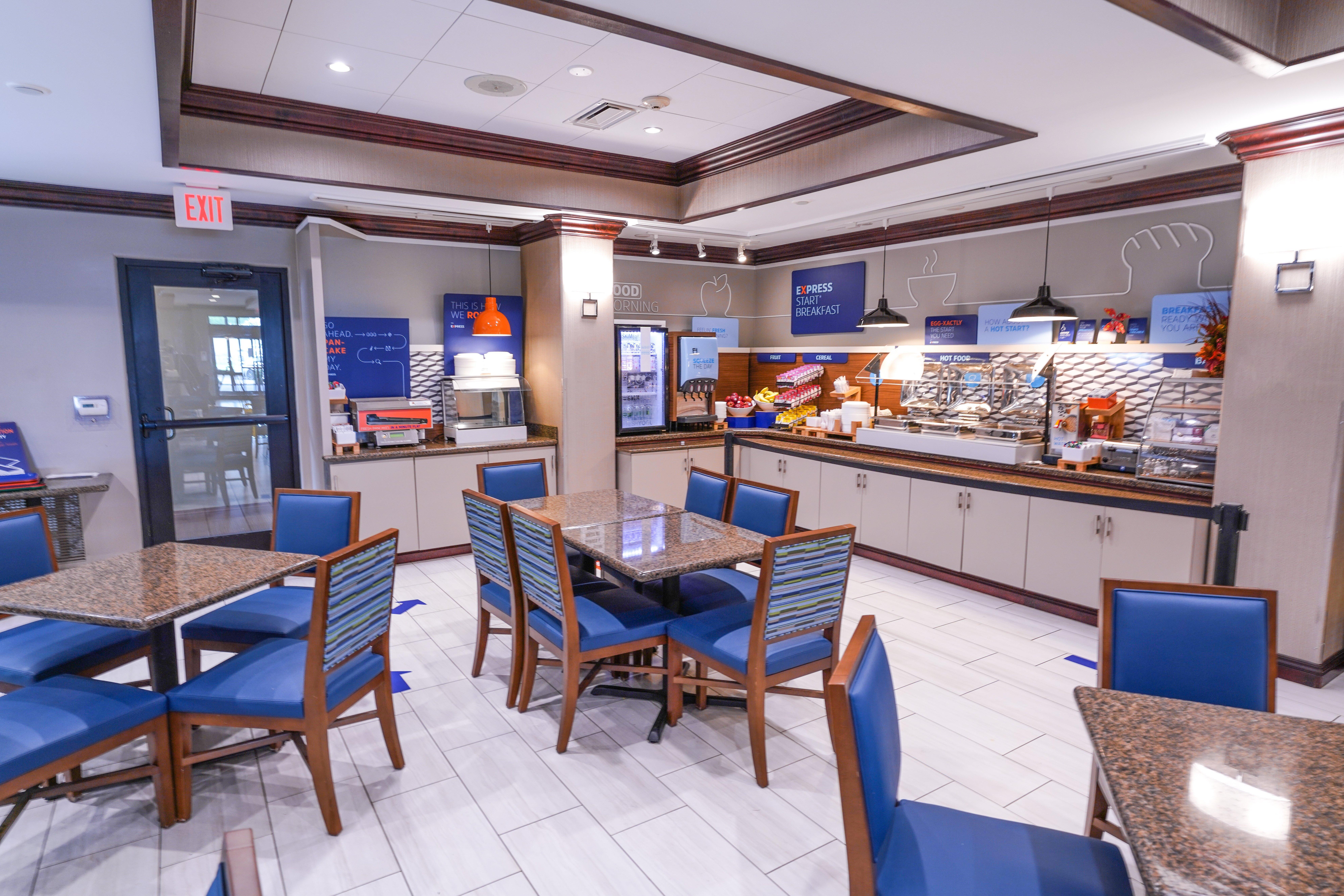 Holiday Inn Express And Suites Springfield Medical District By Ihg Kültér fotó
