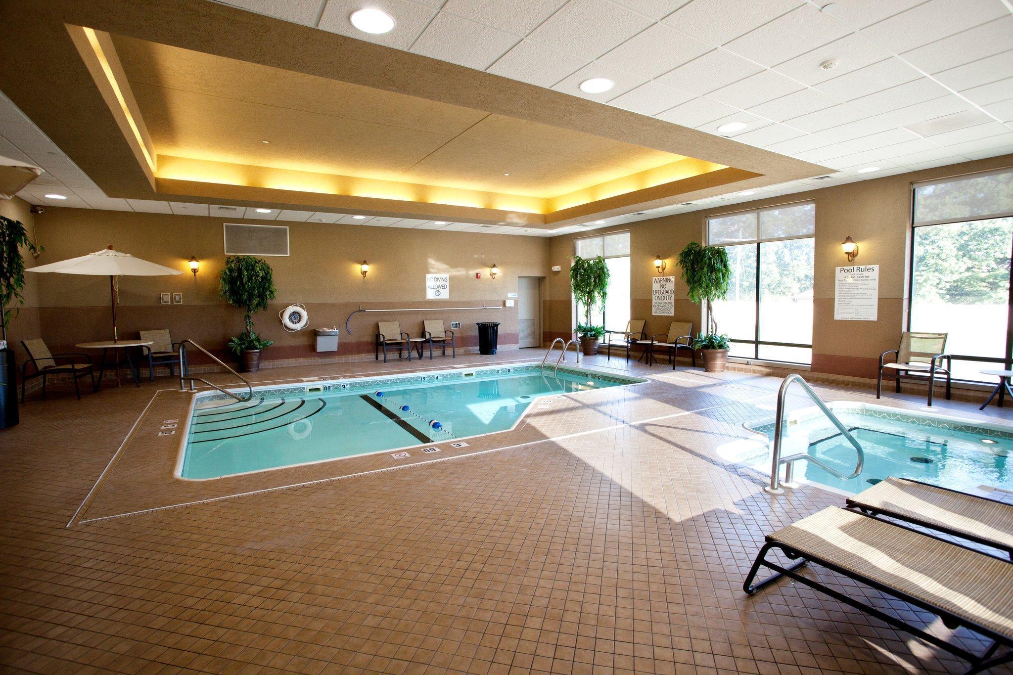 Holiday Inn Express And Suites Springfield Medical District By Ihg Kültér fotó