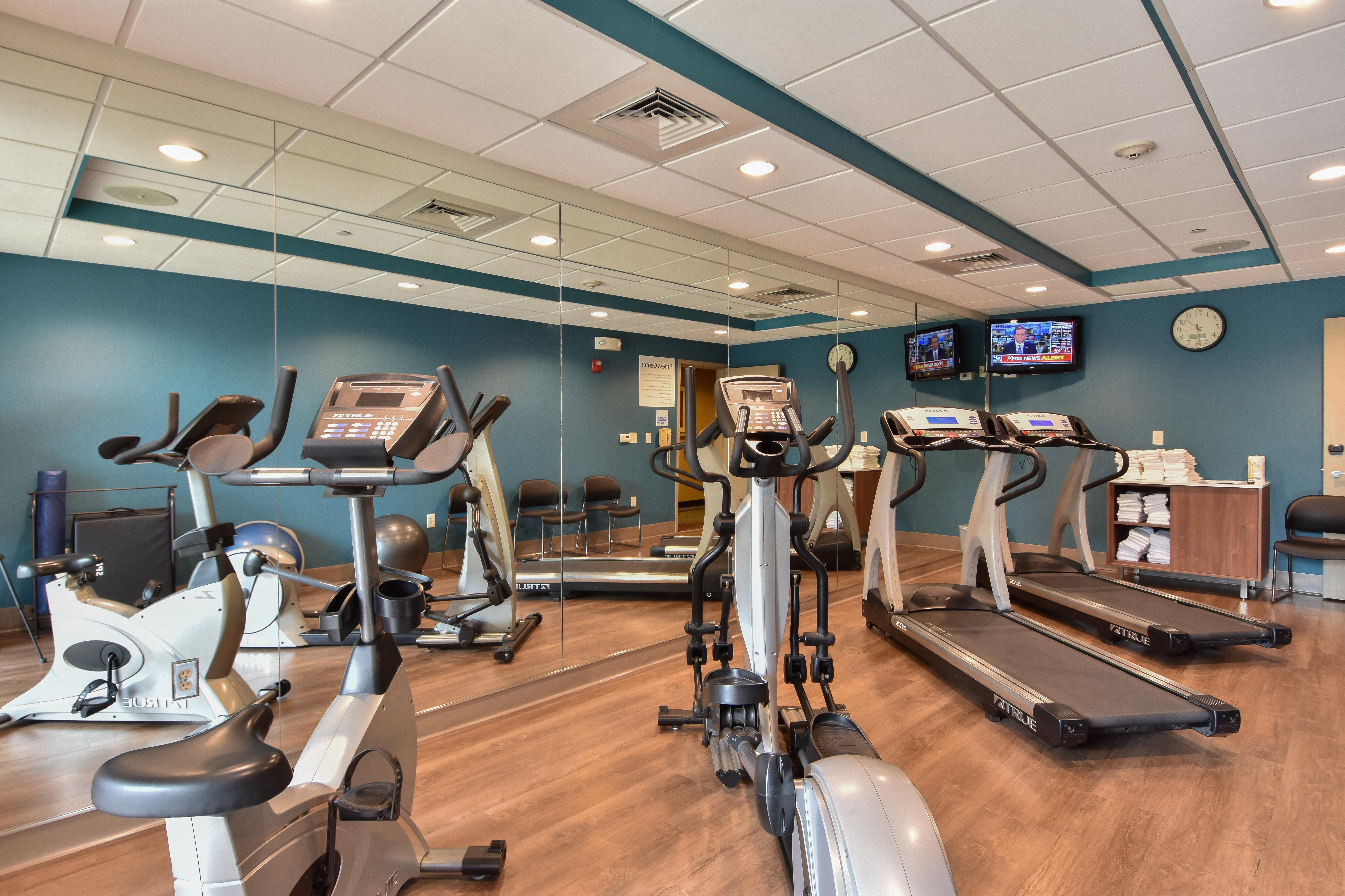 Holiday Inn Express And Suites Springfield Medical District By Ihg Kültér fotó