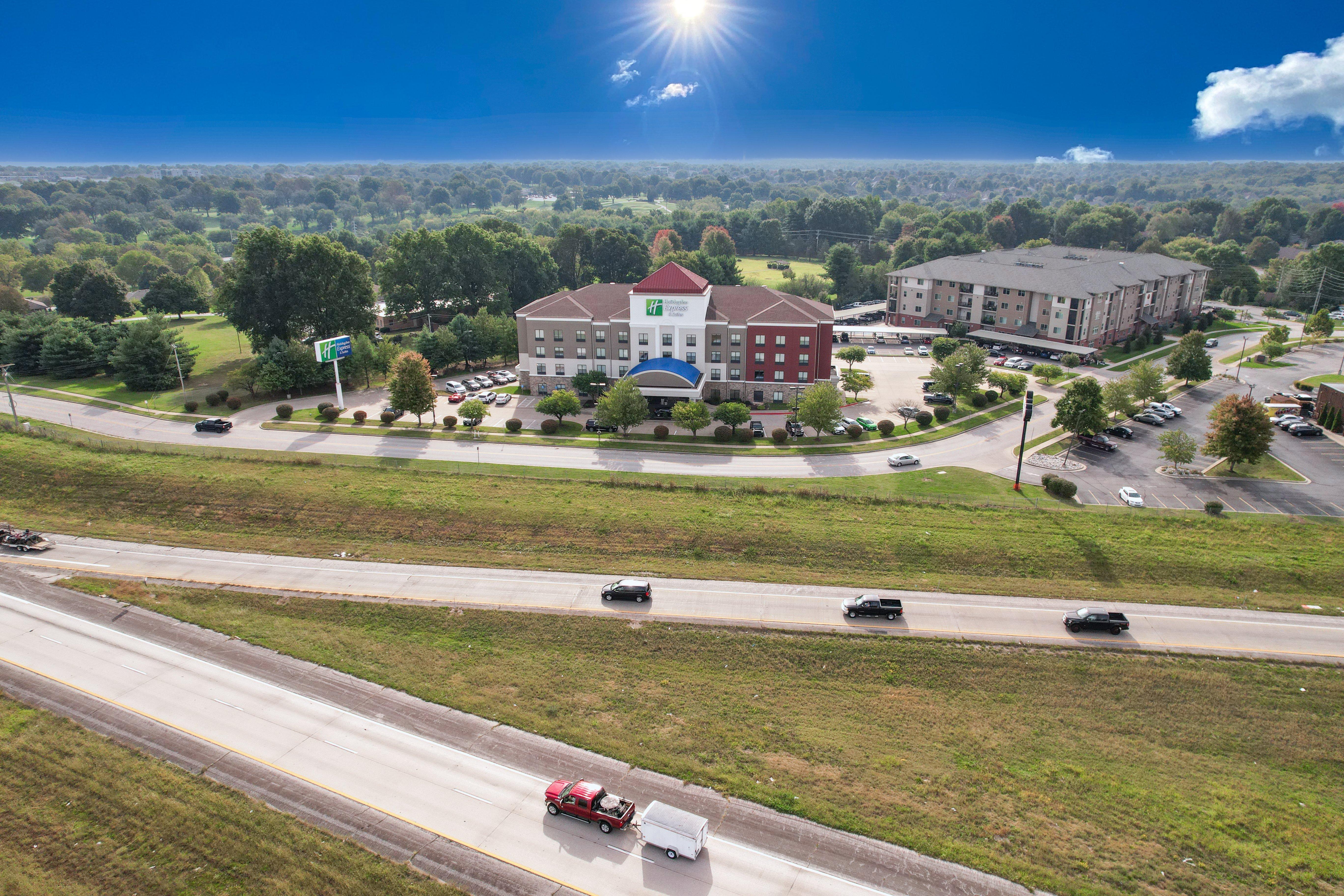 Holiday Inn Express And Suites Springfield Medical District By Ihg Kültér fotó