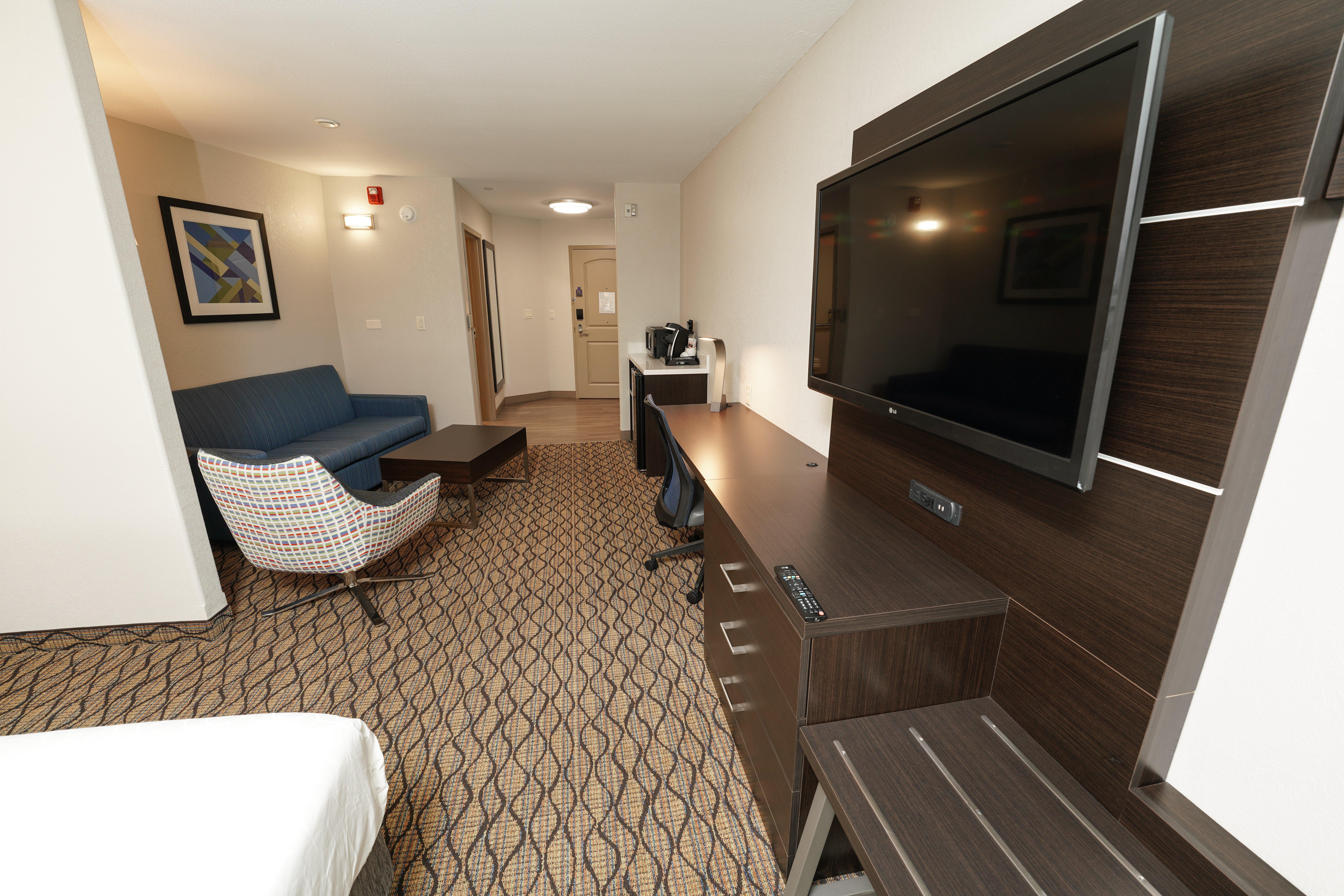 Holiday Inn Express And Suites Springfield Medical District By Ihg Kültér fotó
