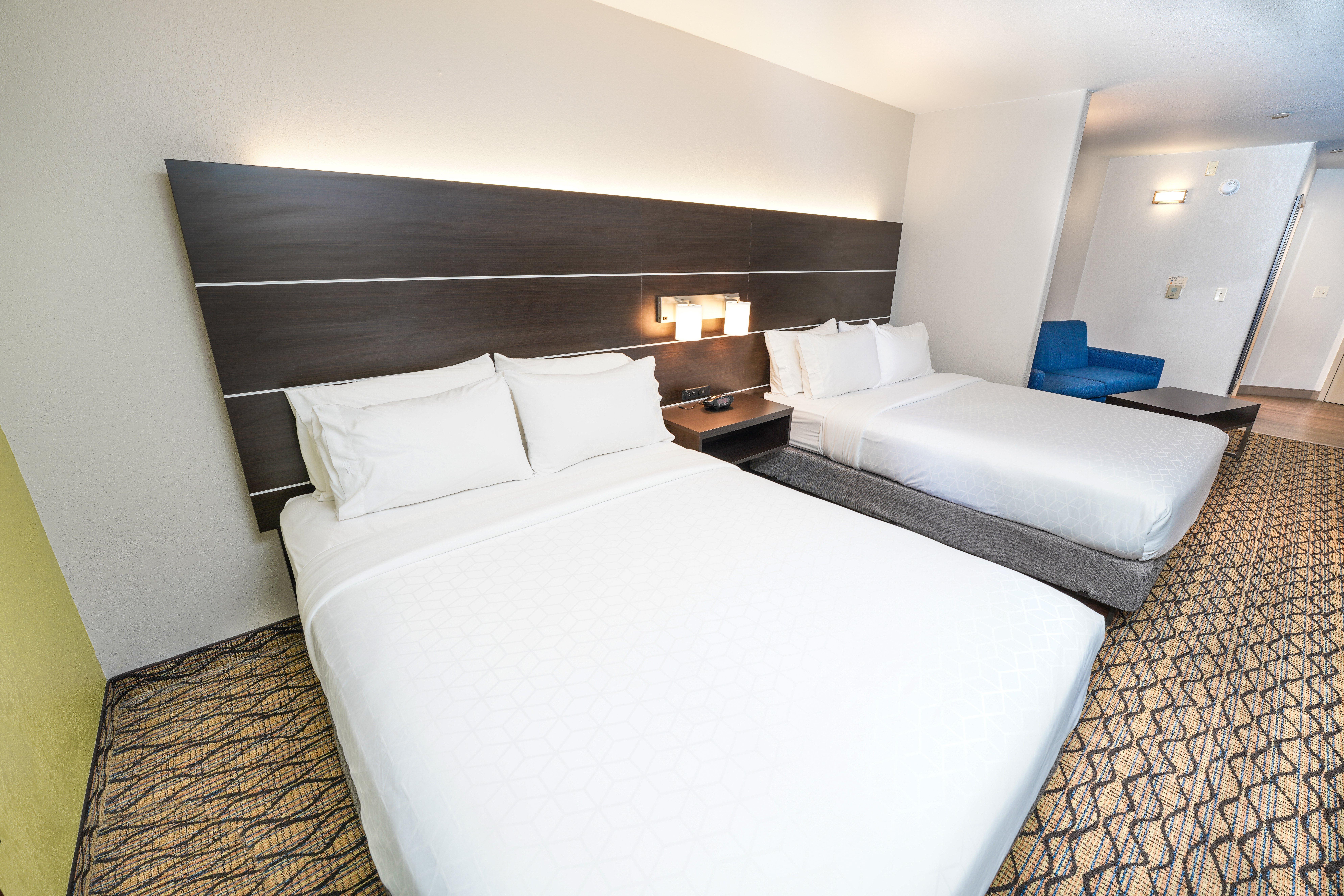 Holiday Inn Express And Suites Springfield Medical District By Ihg Kültér fotó